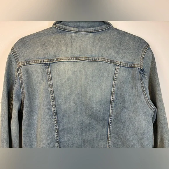 Levi's Light Wash Denim Trucker Jacket Women’s XL Cropped Button Front Classic - Picture 6 of 14